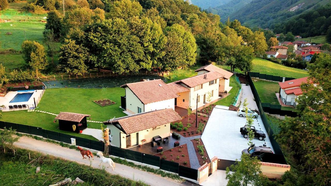 Complejo Turistico Les Cotolles Apartment Cangas de Onis Bagian luar foto