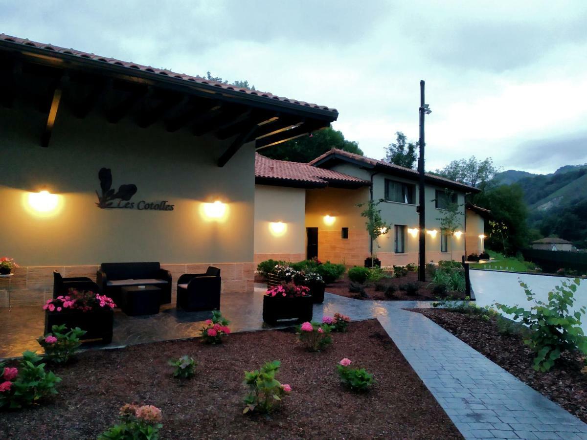 Complejo Turistico Les Cotolles Apartment Cangas de Onis Bagian luar foto