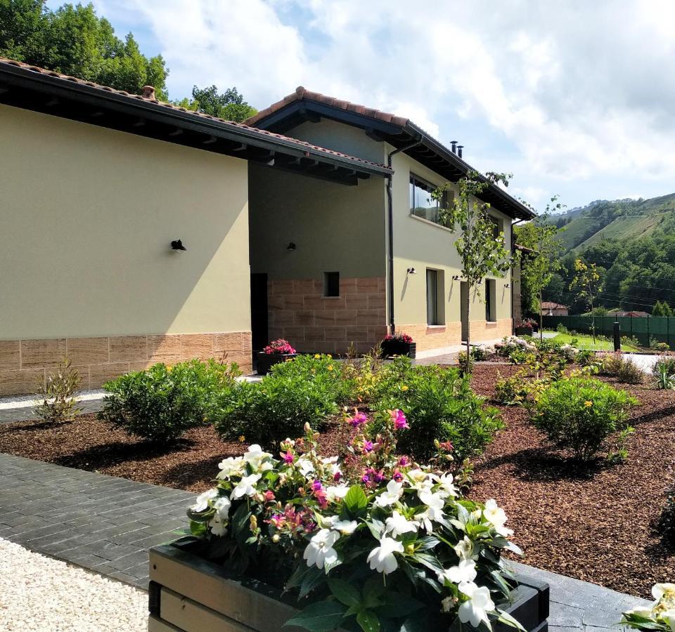 Complejo Turistico Les Cotolles Apartment Cangas de Onis Bagian luar foto